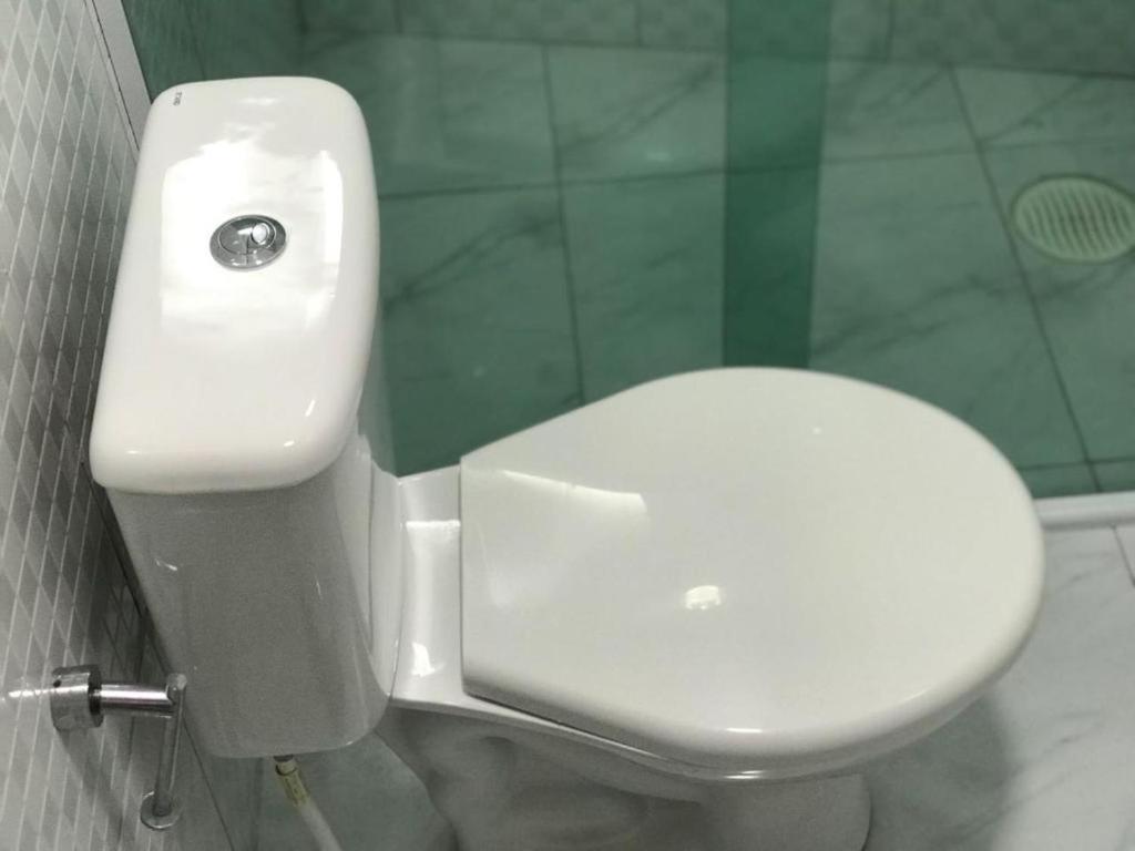 Hotel Caliente - Cafe Da Manha E Estacionamento Incluso — Photos 2